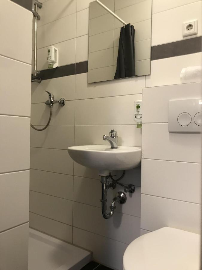 Rentapartment Duesseldorf Exteriör bild
